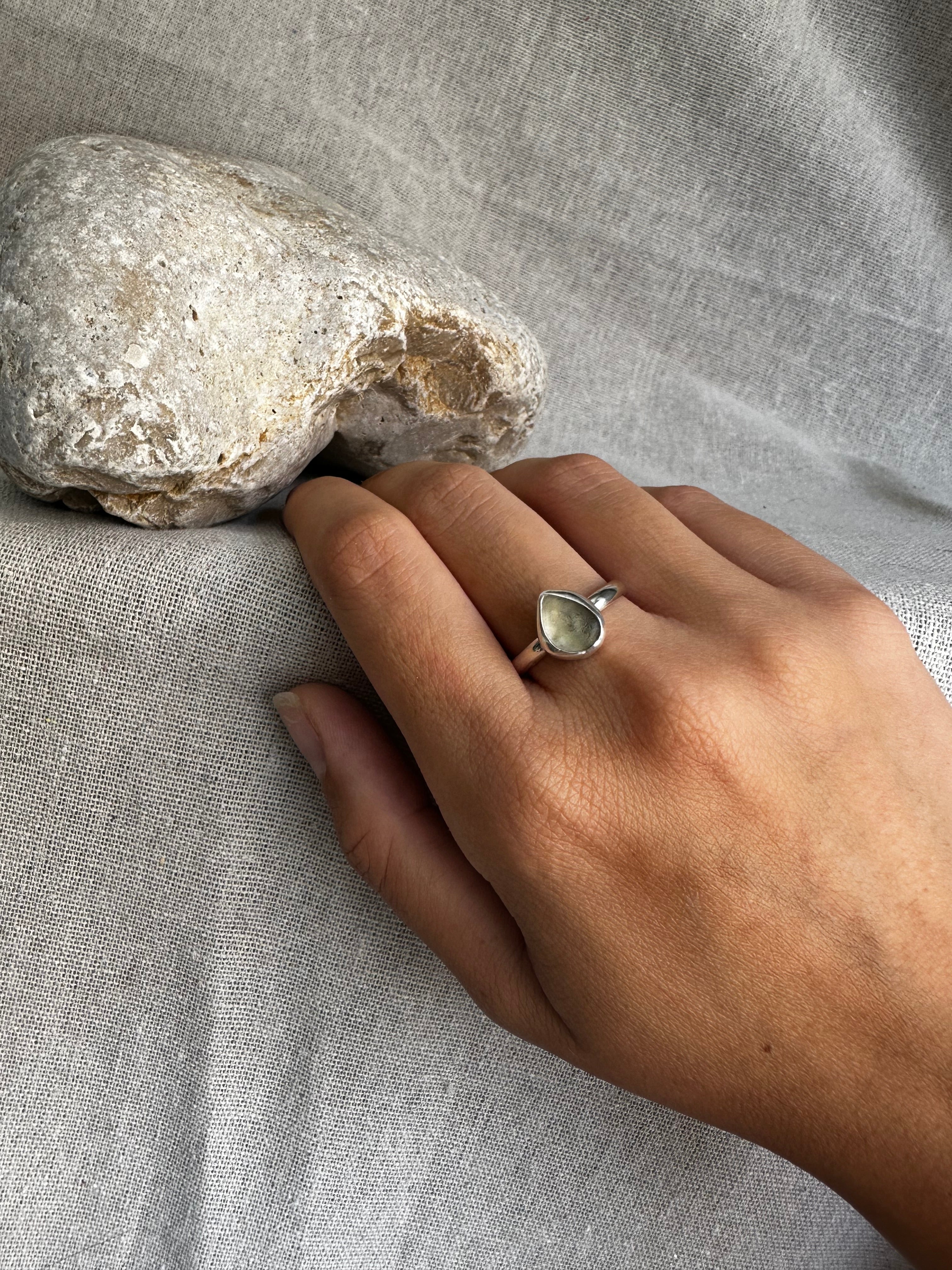 ANILLO DE VIDRIO MARINO TRANSPARENTE