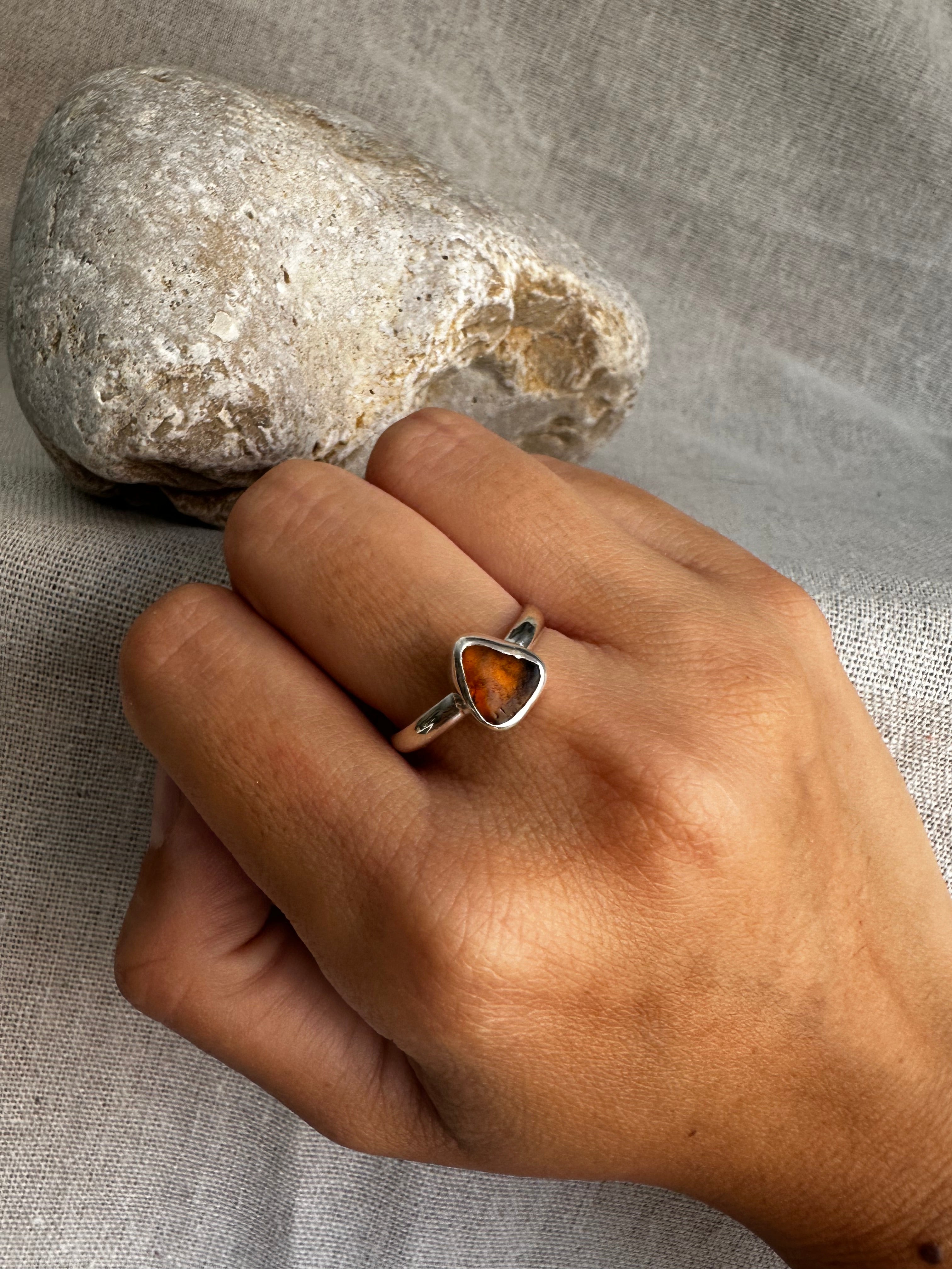 ANILLO DE VIDRIO MARINO ÁMBAR TOSTADO
