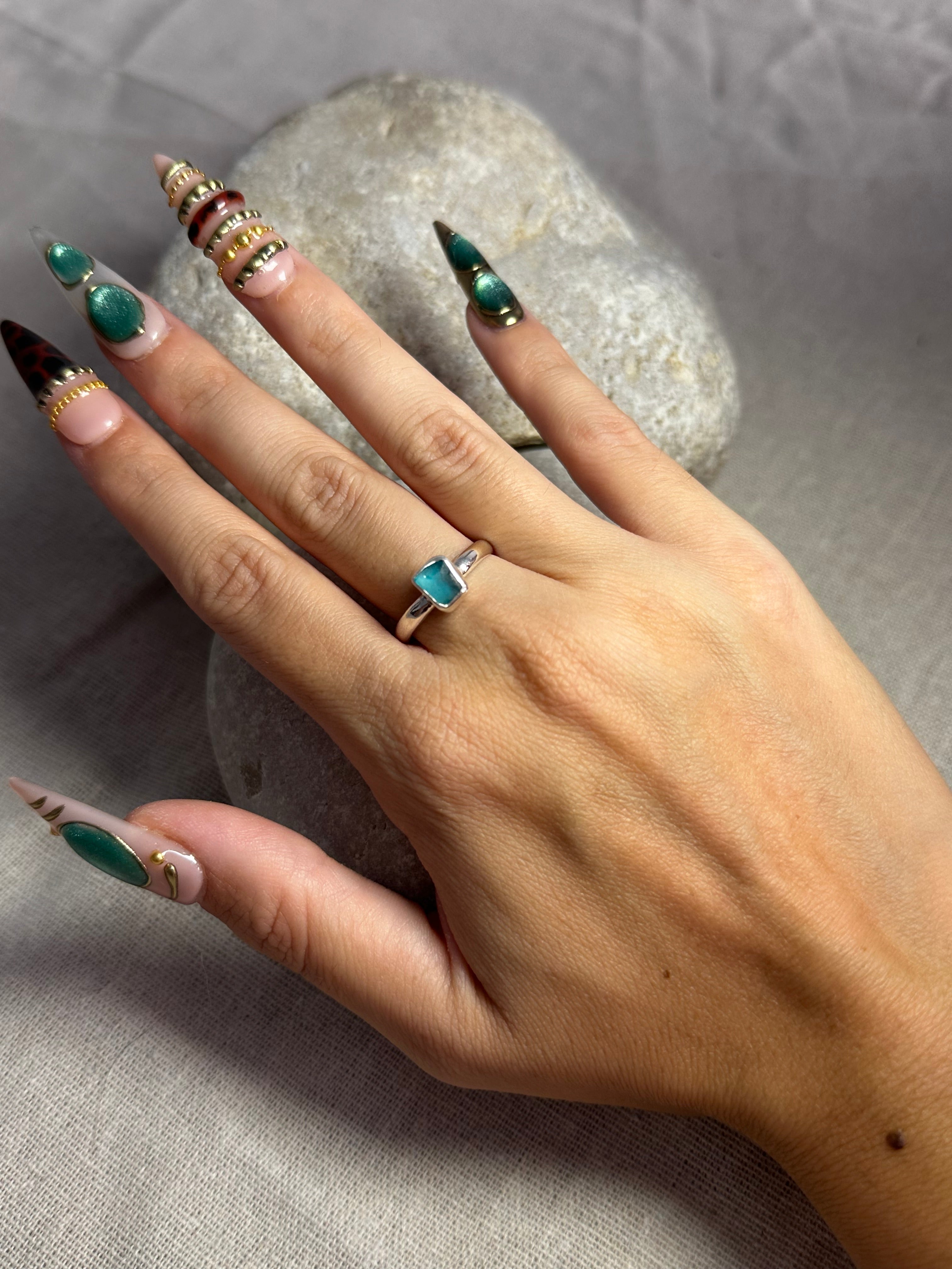 ANILLO DE VIDRIO MARINO TURQUESA TALLA 14